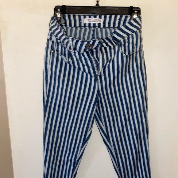 High waist striped jeans - Picture 4 of 5